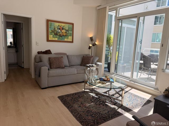 220 Lombard Street 414, San Francisco, CA 94111