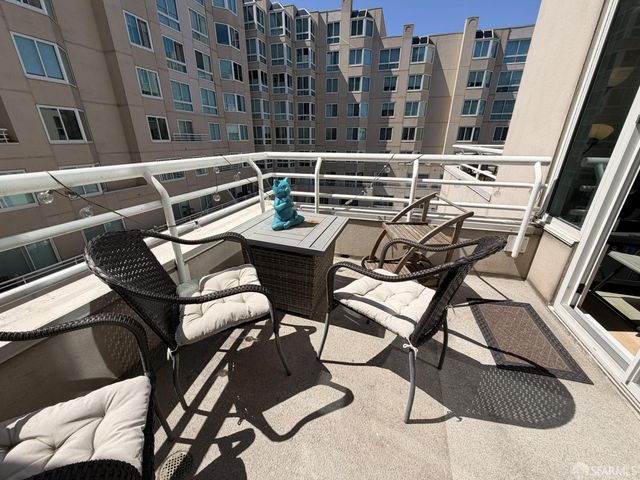 220 Lombard Street 414, San Francisco, CA 94111