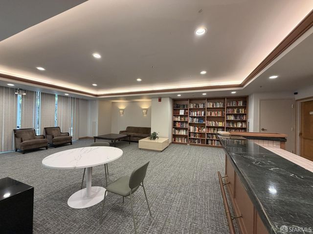 220 Lombard Street 414, San Francisco, CA 94111