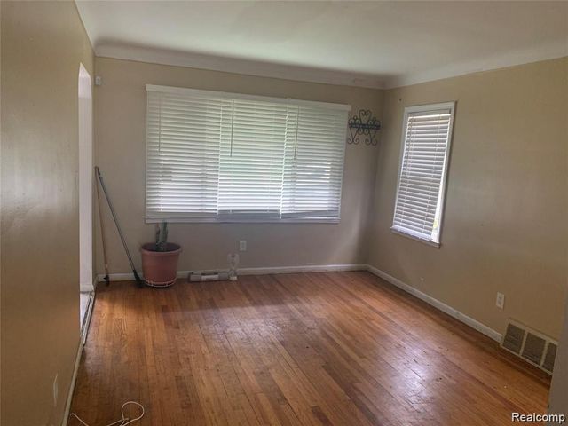 7762 Rosemont Avenue, Detroit, MI 48228