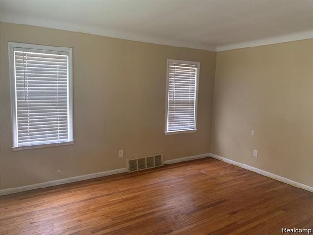 7762 Rosemont Avenue, Detroit, MI 48228