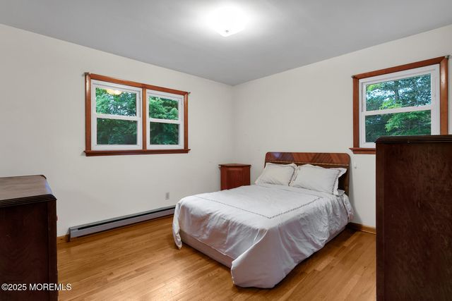 9 Riccis Drive, Jackson, NJ 08527