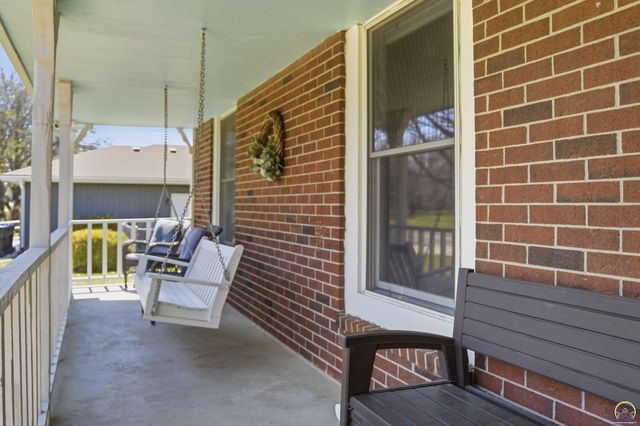 4221 SE Minnesota AVE, Topeka, KS 66609