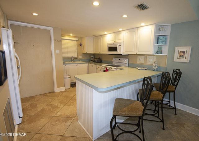 1571 S Atlantic Ave Apt 306, New Smyrna Beach, FL 32169