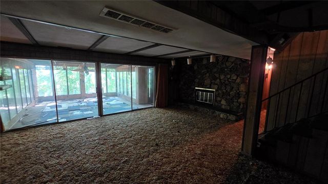 4 Park Lawn Drive, Fenton, MO 63026