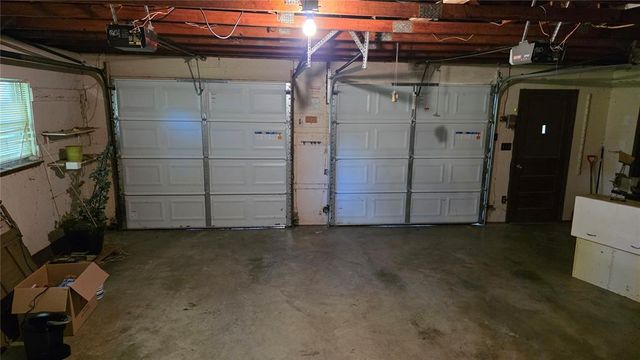 4 Park Lawn Drive, Fenton, MO 63026