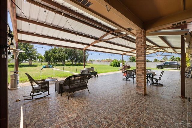 405 Anaqua Drive, Rio Grande City, TX 78582