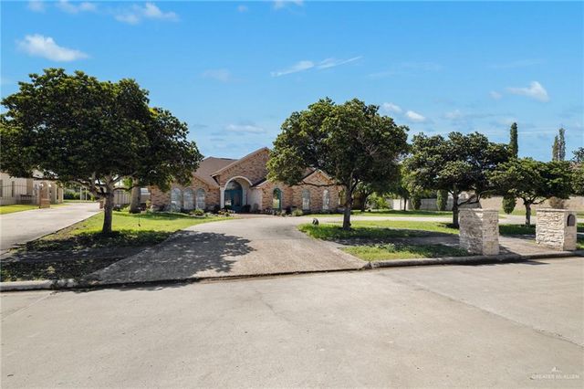 405 Anaqua Drive, Rio Grande City, TX 78582
