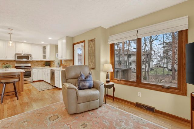 2719 Pine Dunes Drive SW, Wyoming, MI 49418