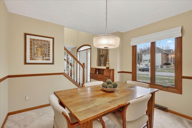 2719 Pine Dunes Drive SW, Wyoming, MI 49418