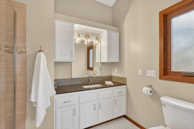 2719 Pine Dunes Drive SW, Wyoming, MI 49418