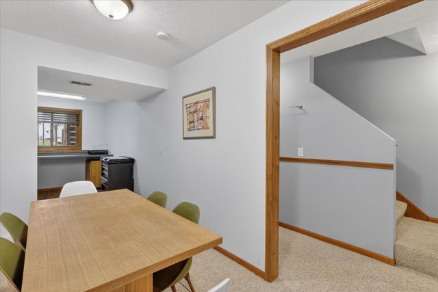 2719 Pine Dunes Drive SW, Wyoming, MI 49418