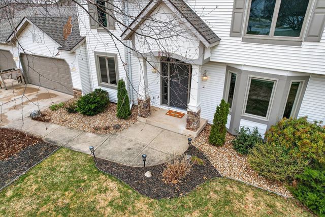 2719 Pine Dunes Drive SW, Wyoming, MI 49418