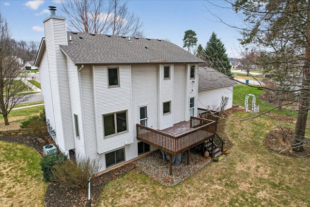 2719 Pine Dunes Drive SW, Wyoming, MI 49418