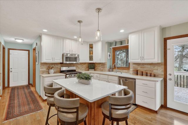 2719 Pine Dunes Drive SW, Wyoming, MI 49418