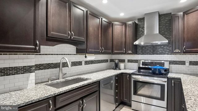 629 WILLOWBROOK RD, Havertown, PA 19083