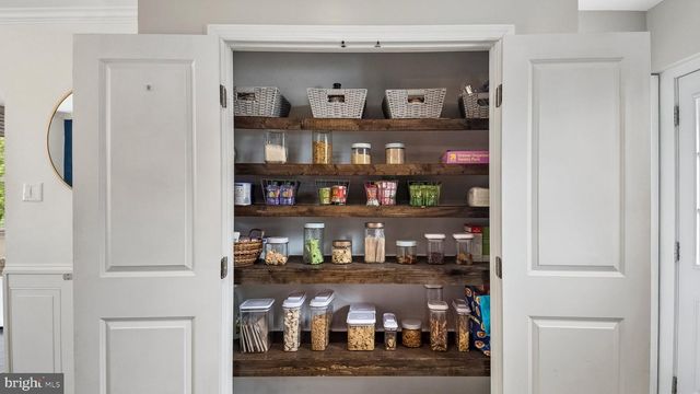 629 WILLOWBROOK RD, Havertown, PA 19083