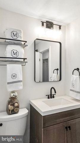 629 WILLOWBROOK RD, Havertown, PA 19083