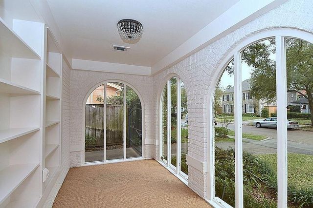 3018 Robinhood Street, Houston, TX 77005