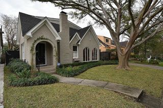 3018 Robinhood Street, Houston, TX 77005