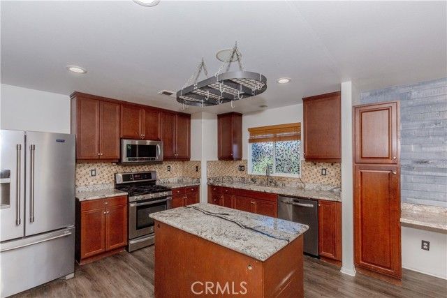 1457 Faircliff, Beaumont, CA 92223