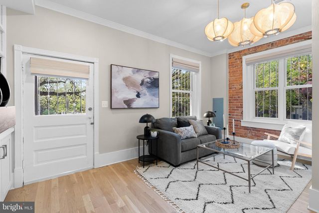 1616 KILBOURNE PL NW, Washington, DC 20010