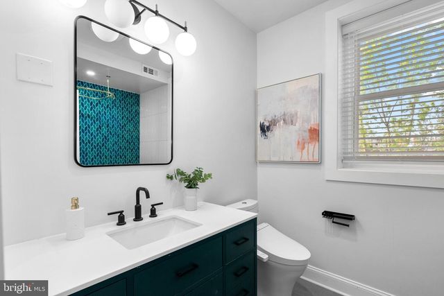 1616 KILBOURNE PL NW, Washington, DC 20010