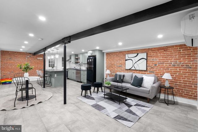 1616 KILBOURNE PL NW, Washington, DC 20010