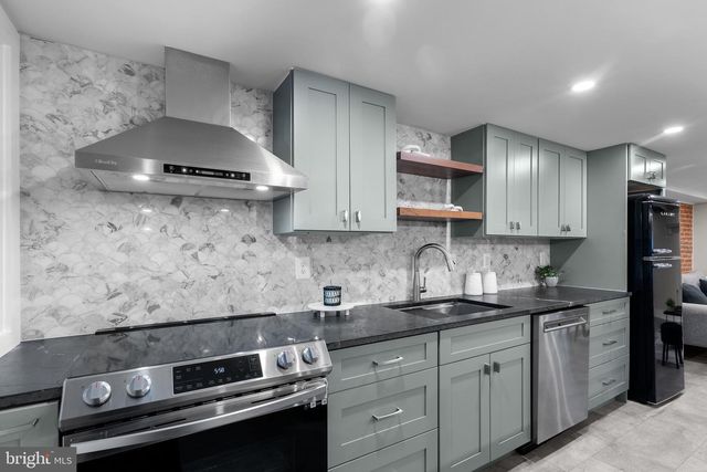 1616 KILBOURNE PL NW, Washington, DC 20010