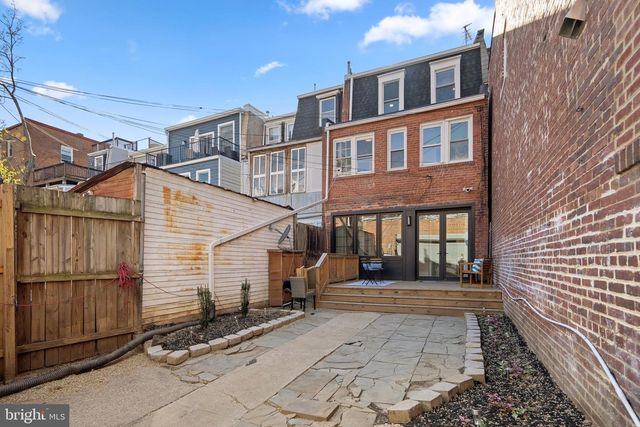 1616 KILBOURNE PL NW, Washington, DC 20010