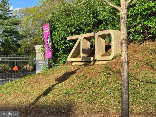 1616 KILBOURNE PL NW, Washington, DC 20010