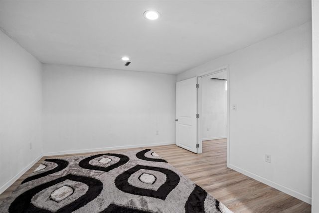 3404 Rosehill Trace, Waterloo, IA 50701