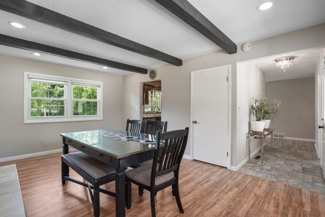 3404 Rosehill Trace, Waterloo, IA 50701