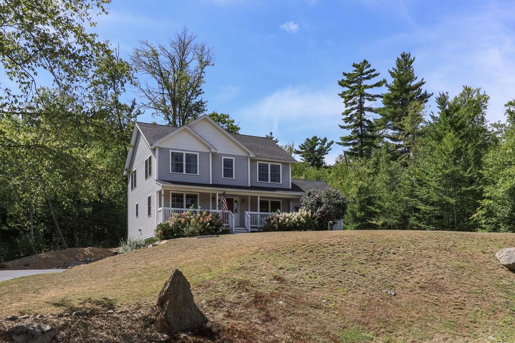 22 Parsons Way, Bow, NH 03304