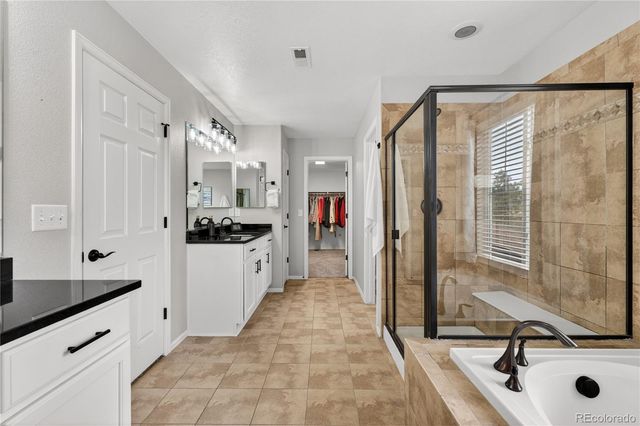 5241 S Eaton Park Way, Aurora, CO 80016