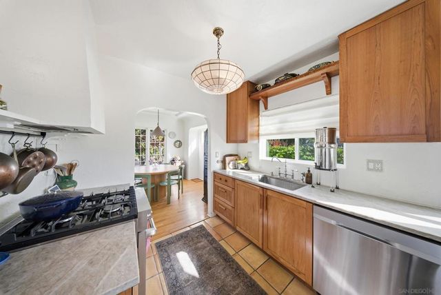 4756 E Mountain View Dr, San Diego, CA 92116