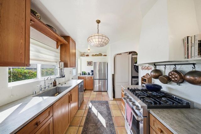 4756 E Mountain View Dr, San Diego, CA 92116