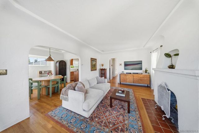 4756 E Mountain View Dr, San Diego, CA 92116