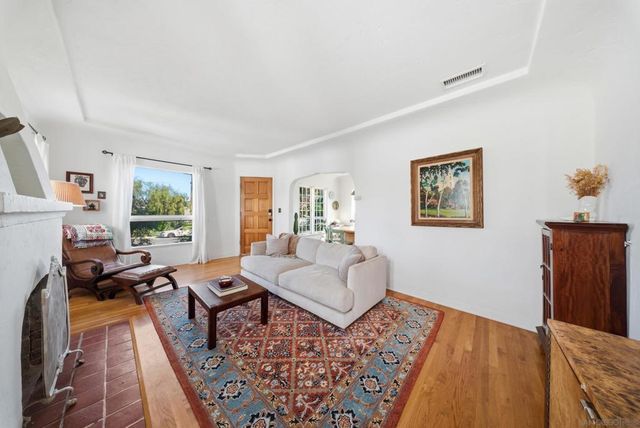 4756 E Mountain View Dr, San Diego, CA 92116