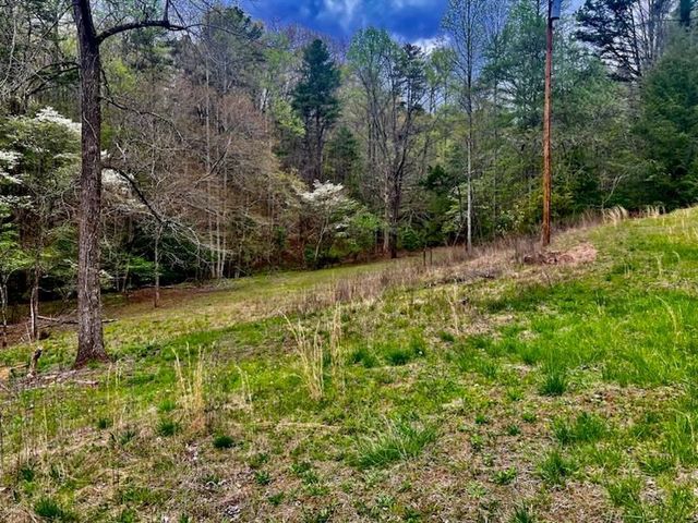 16378 W US 64, Murphy, NC 28906