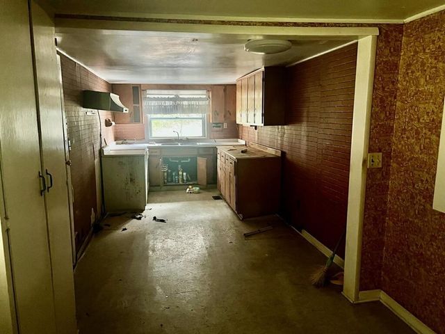 16378 W US 64, Murphy, NC 28906