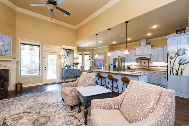 1 Tournay Circle, Little Rock, AR 72223