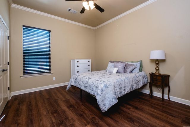 1 Tournay Circle, Little Rock, AR 72223