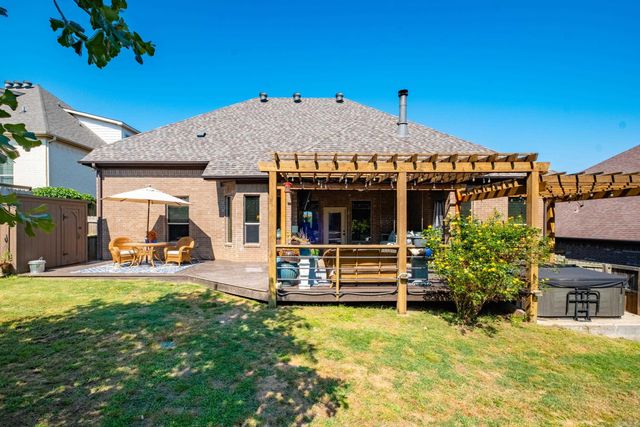 1 Tournay Circle, Little Rock, AR 72223