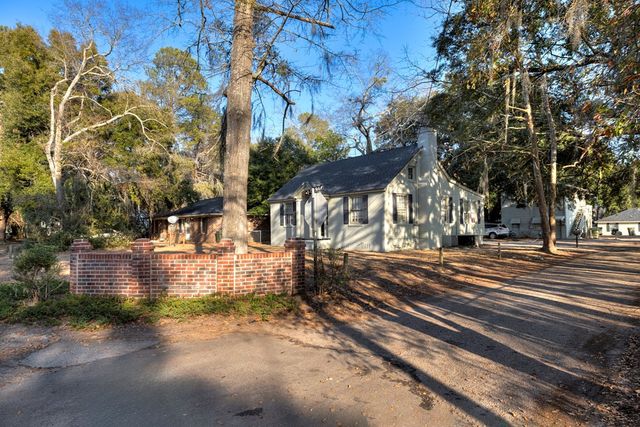 21 Highland Avenue, Sumter, SC 29150