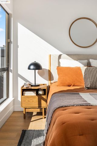 568 Vistamont Ave, Berkeley, CA 94708