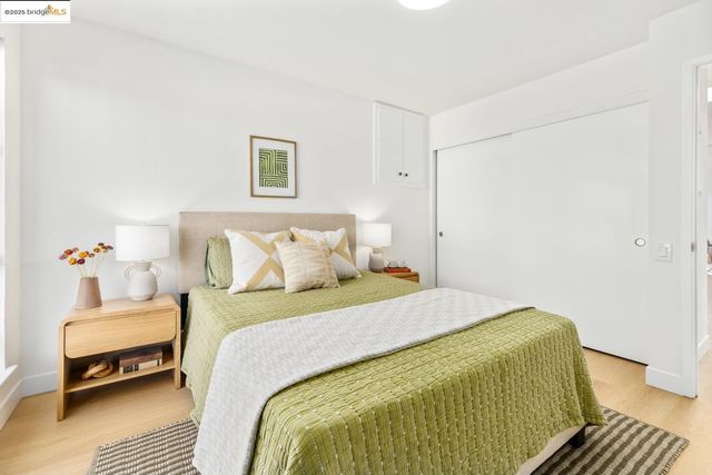 568 Vistamont Ave, Berkeley, CA 94708