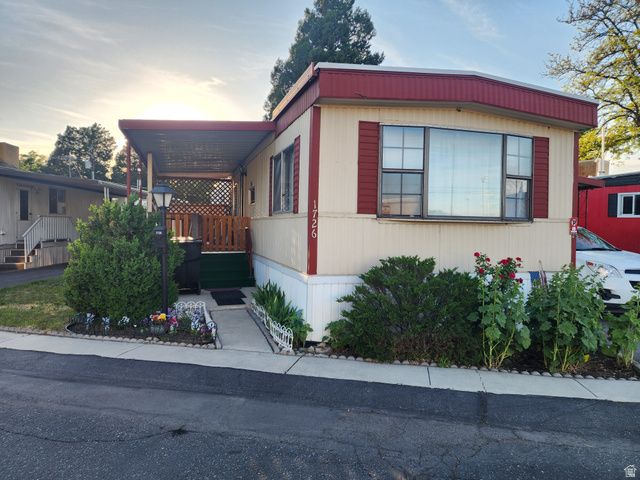 1726 W NORMAN DR, West Valley City, UT 84119