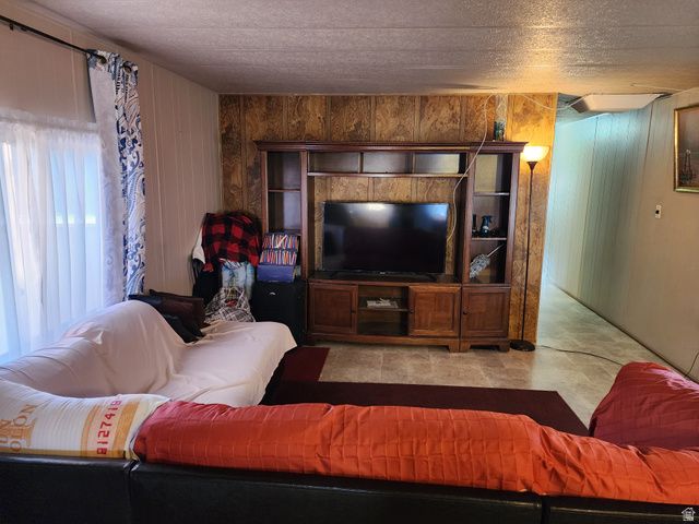 1726 W NORMAN DR, West Valley City, UT 84119