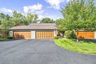 1114 Strathaven Drive N, 5C, Worthington, OH 43085